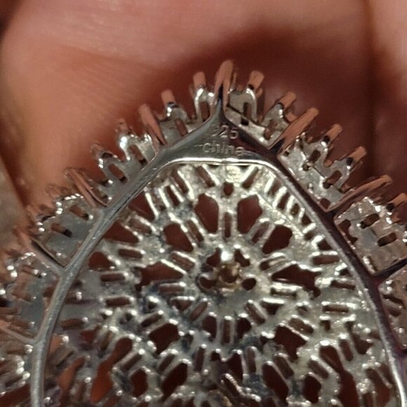 925 Sterling Silver Chain & Heart Pendant Cubic Zirconia Baguettes Prong Set - Picture 8 of 8